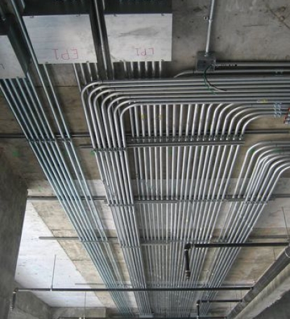 Cần chú ý những gì khi sử dụng ống thép luồn dây điện