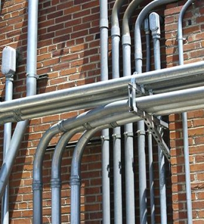 Lý do nên sử dụng ống thép luồn dây điện