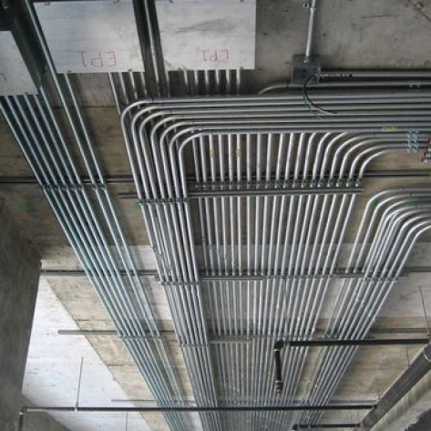 Cần chú ý những gì khi sử dụng ống thép luồn dây điện