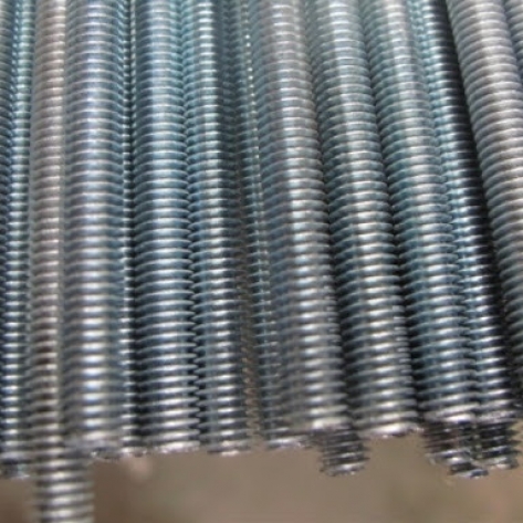 Tìm hiểu đặc điểm và cấu tạo của ty ren nhúng nóng